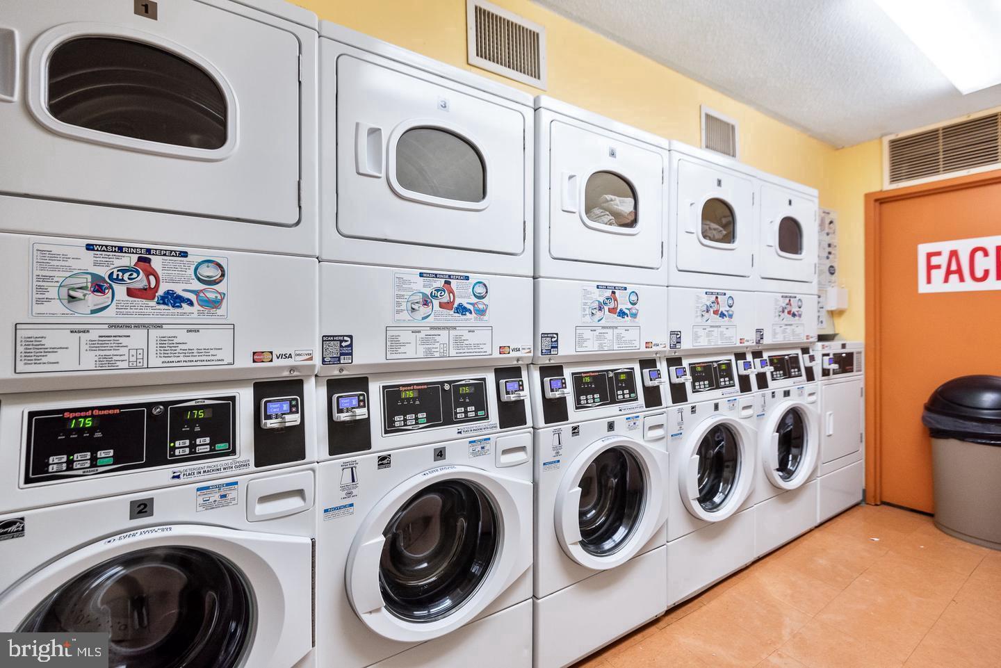 TWENTY-ONE - Residential