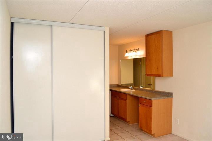 TWENTY-ONE - Residential