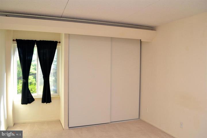 TWENTY-ONE - Residential