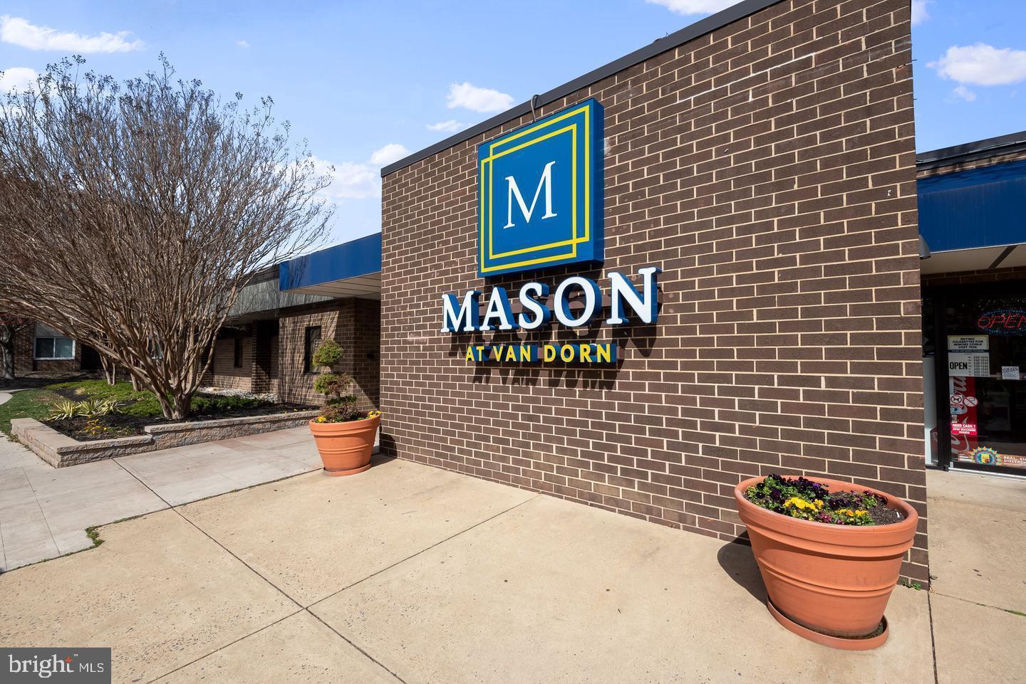 TWENTY-ONE - Residential