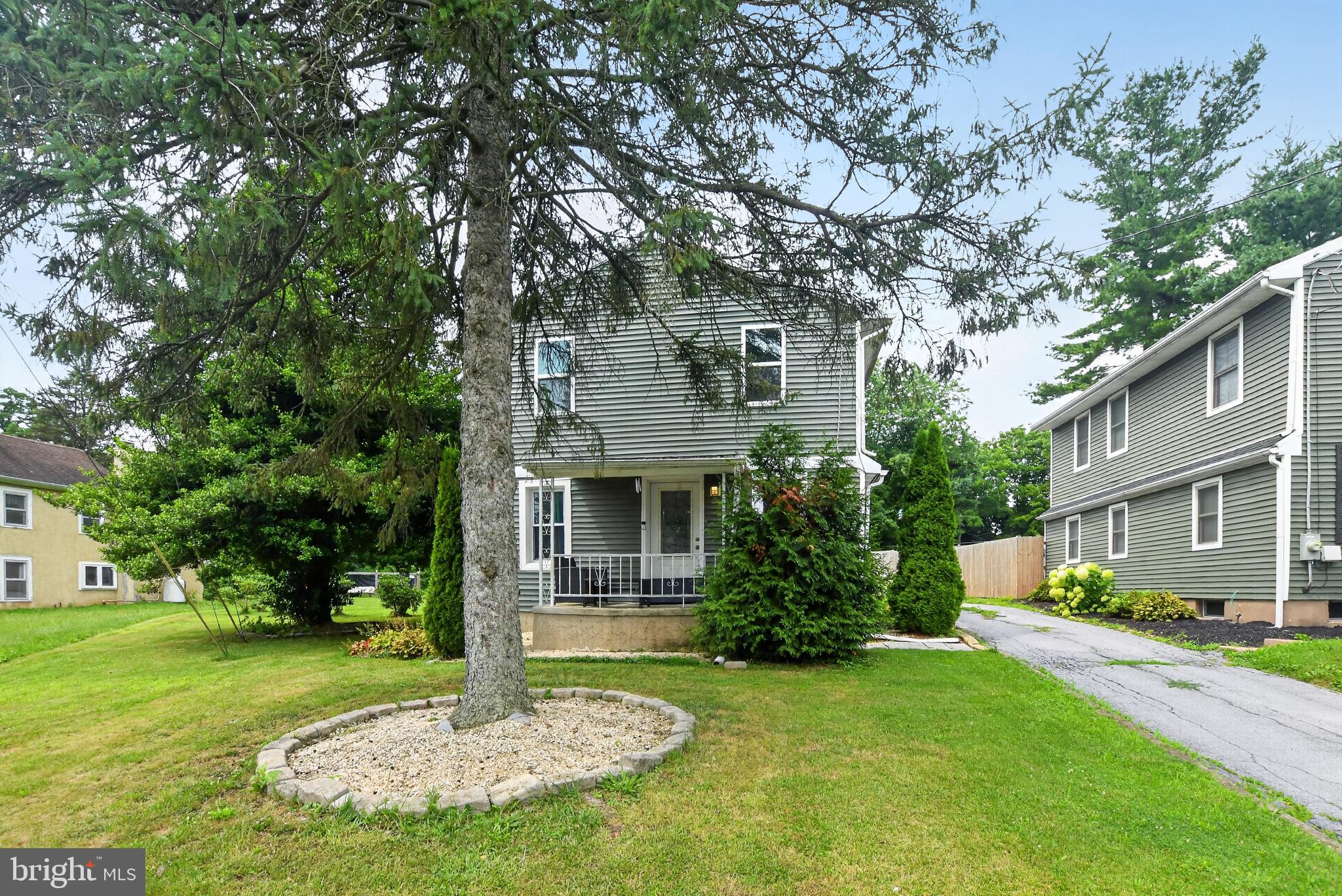 1104 OLD SWEDE ROAD