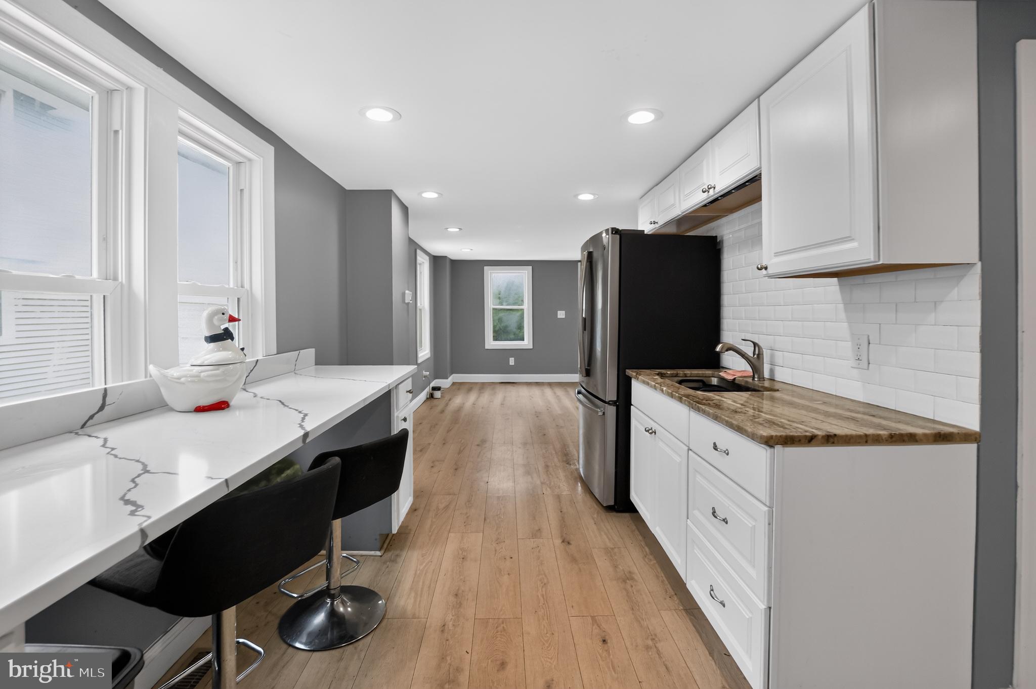 1104 OLD SWEDE ROAD