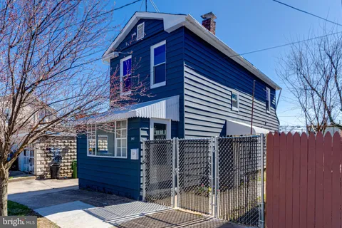 MLS: MDBA2160574