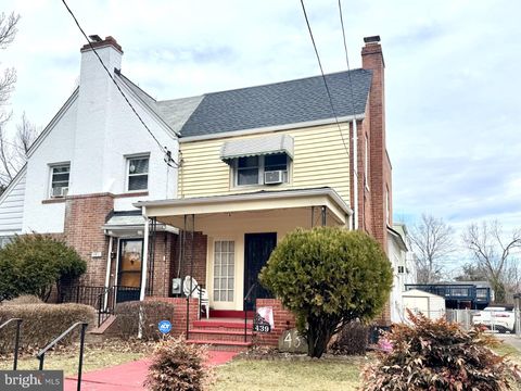 439 PEABODY STREET NW WASHINGTON DC 20011