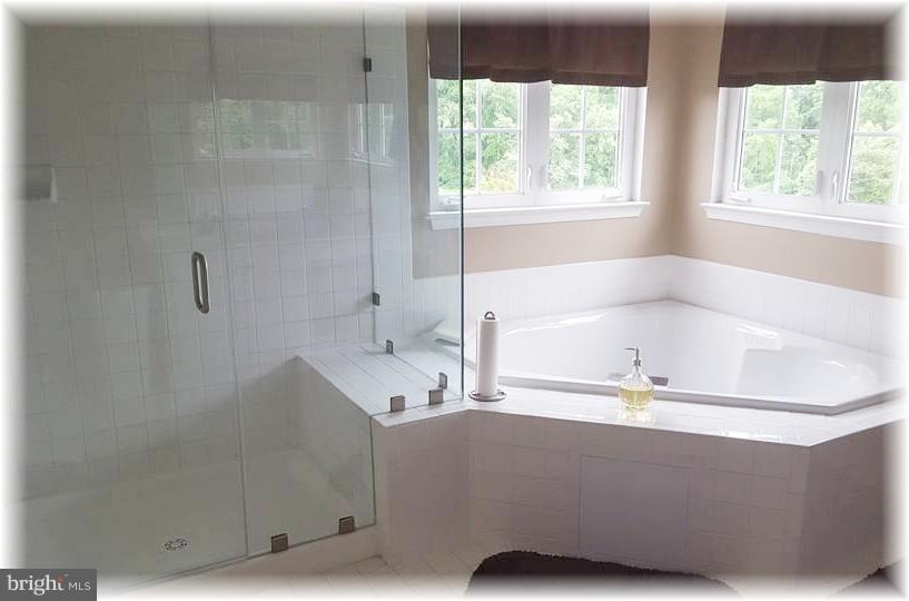 GLENVILLE MANOR SOUTH - Residential