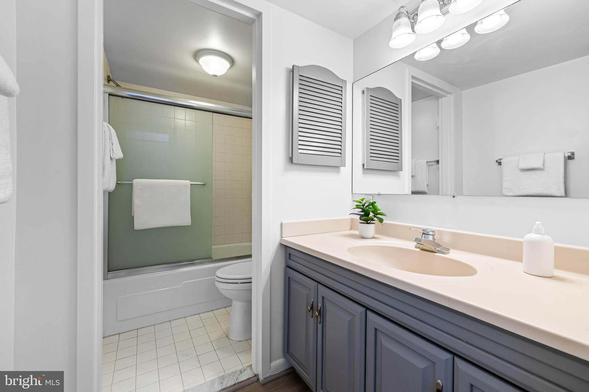 TOWSON - Residential