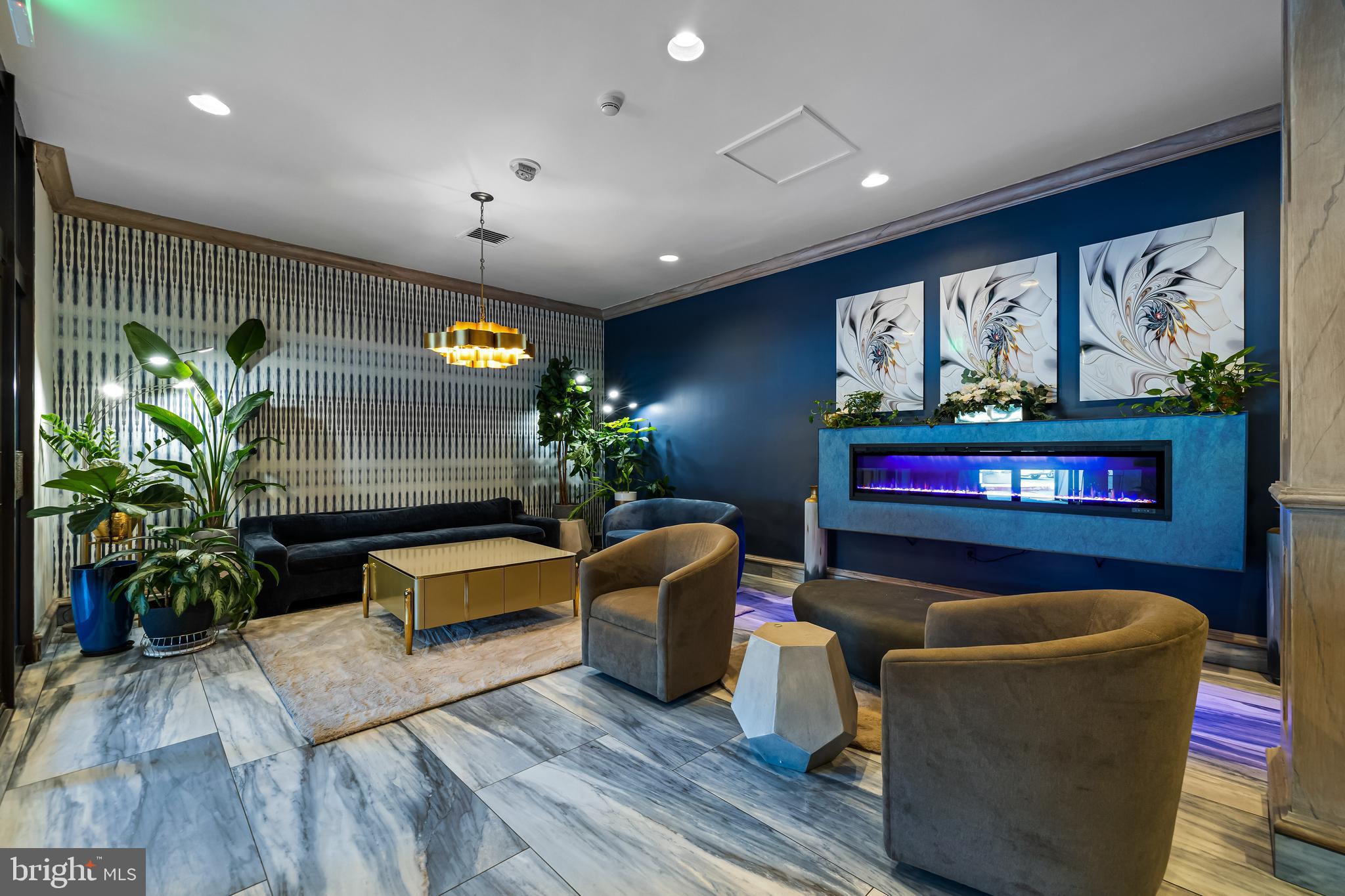 TOWSON - Residential