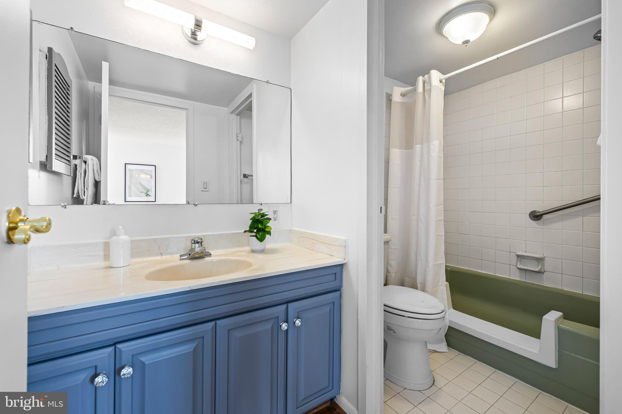 TOWSON - Residential