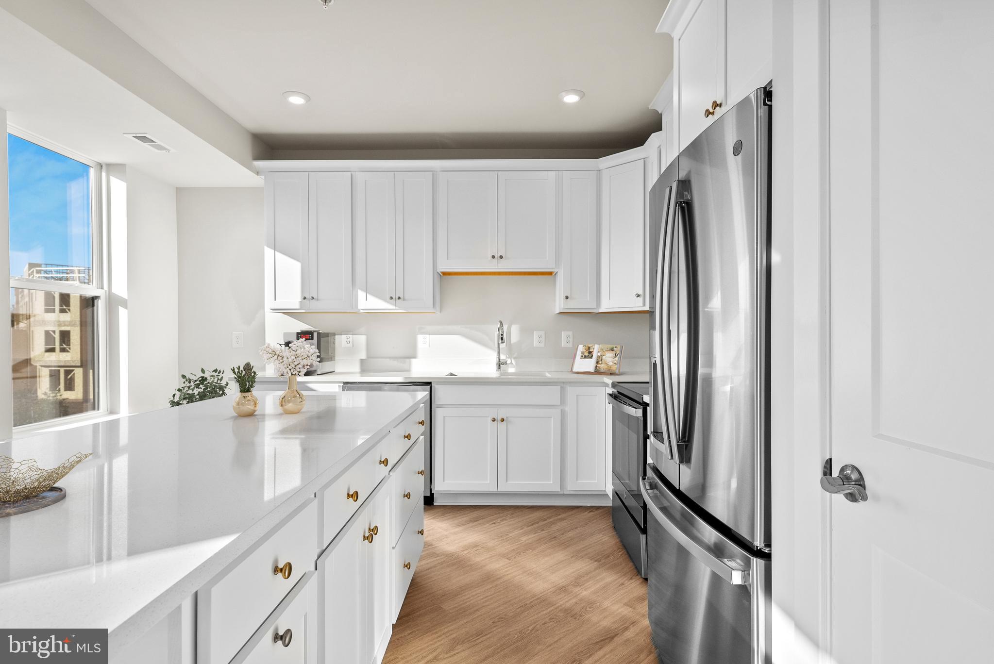 ASHBURN STATION - Residential