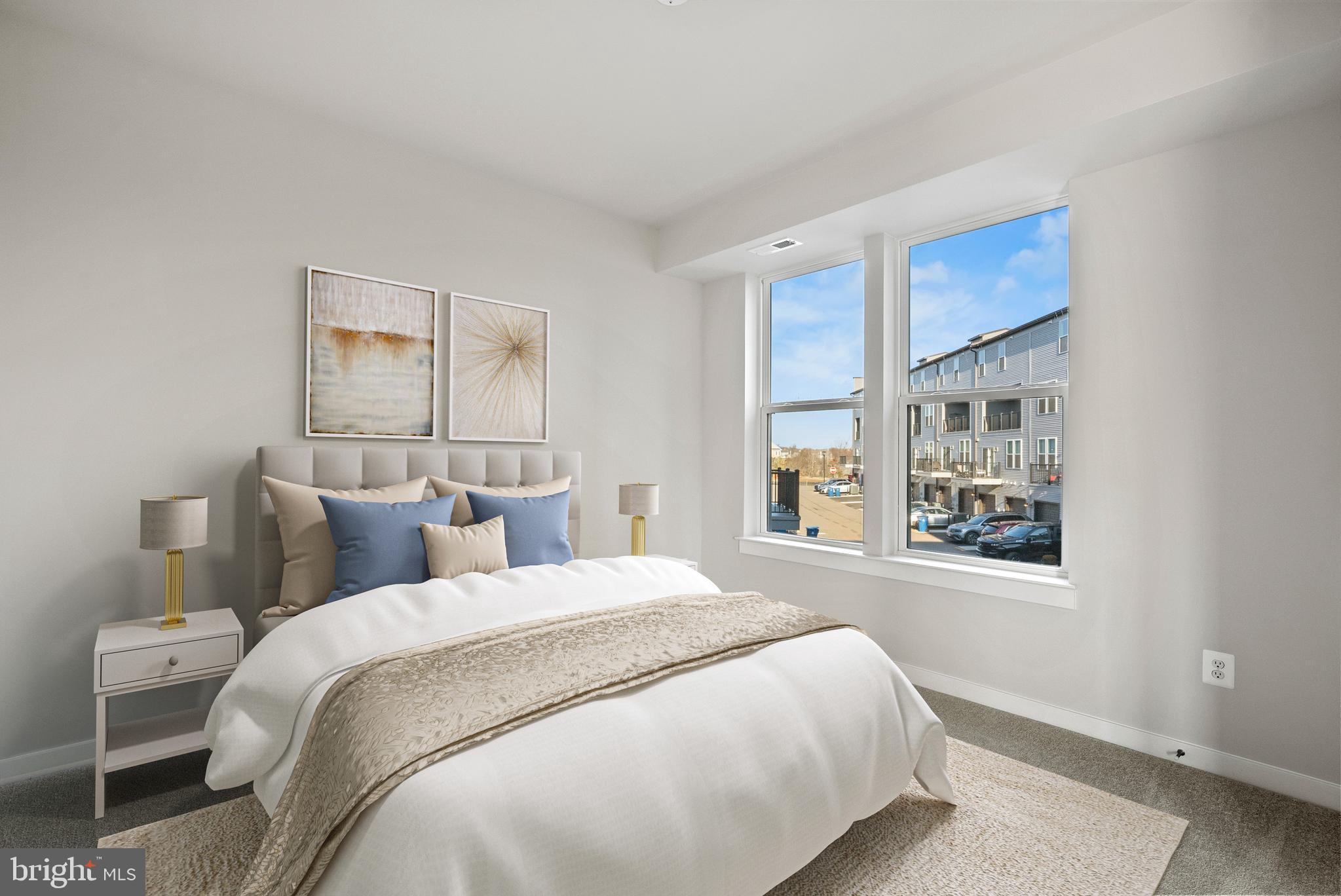 ASHBURN STATION - Residential