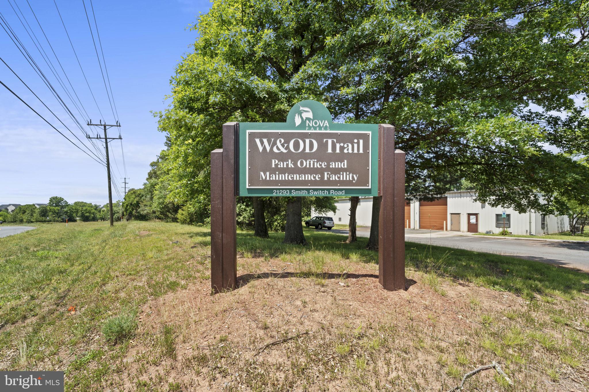 ASHBURN STATION - Residential