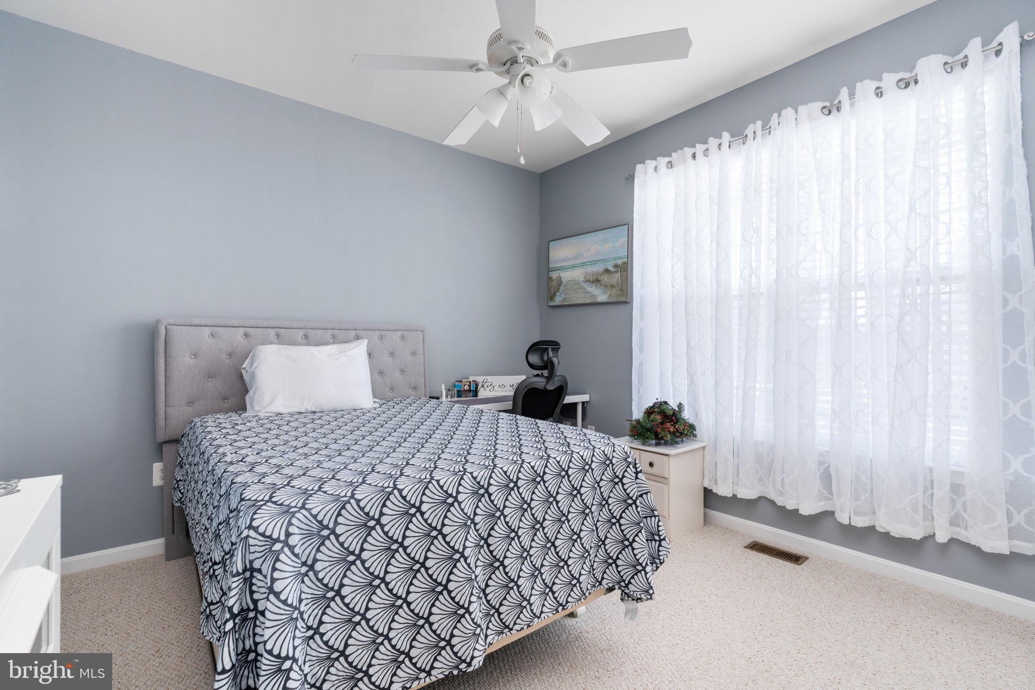 EAGLES POINTE WEST - Residential