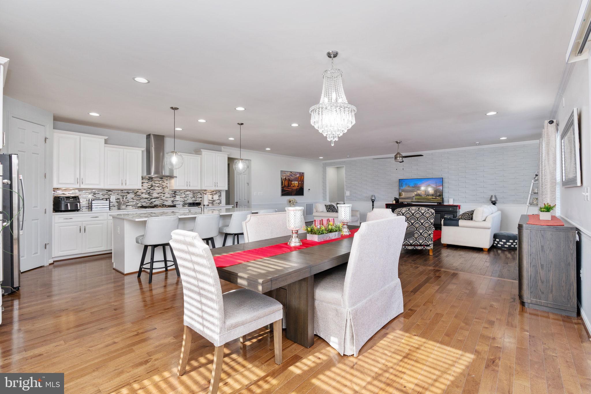 EAGLES POINTE WEST - Residential