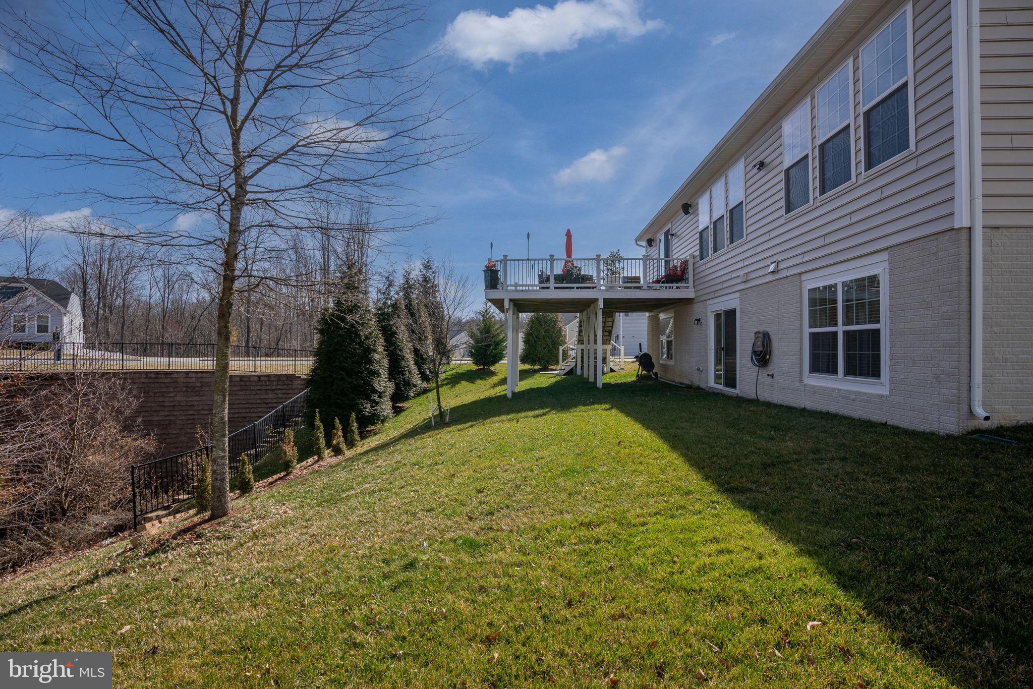 EAGLES POINTE WEST - Residential