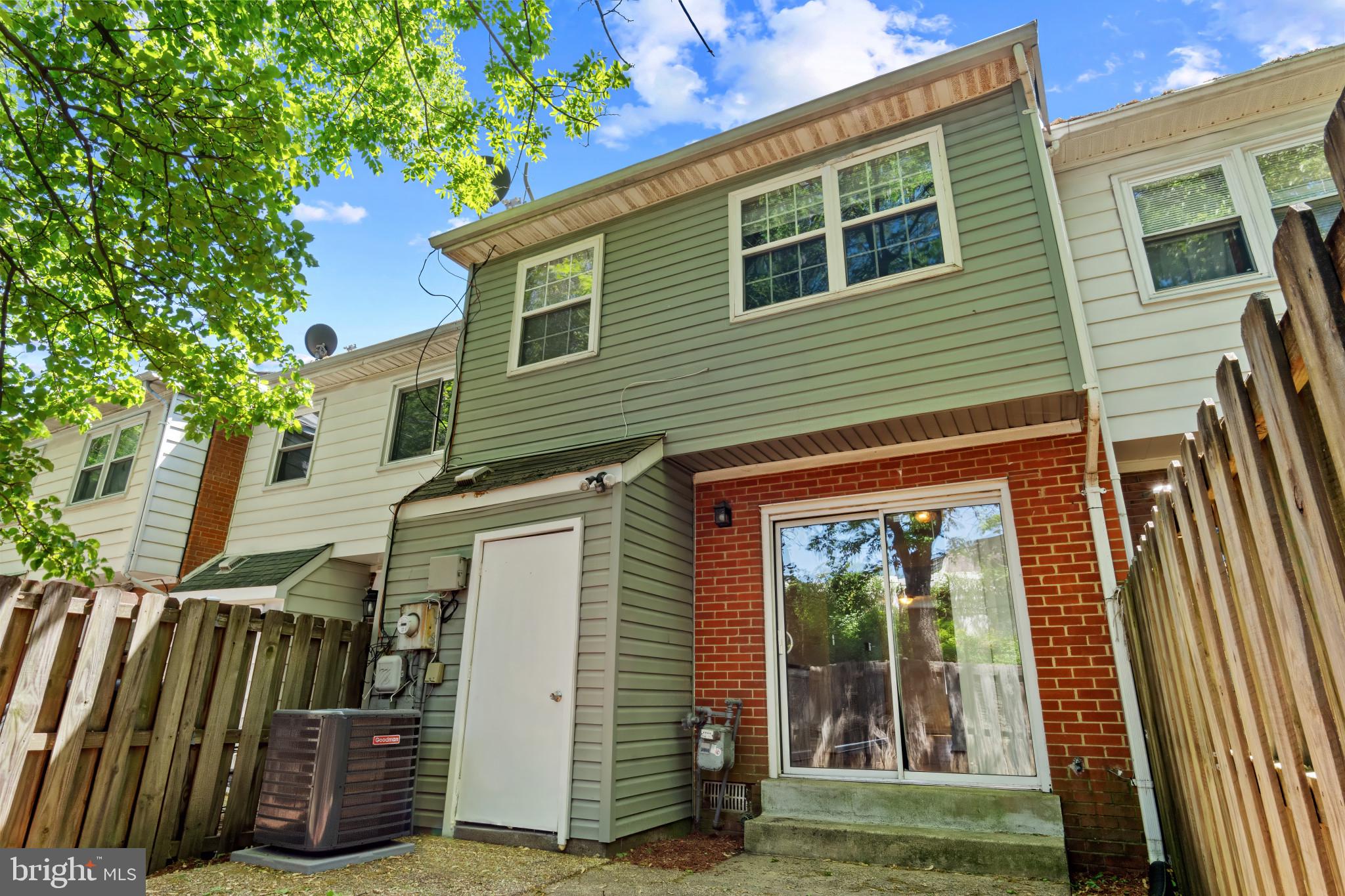 DALE CITY - Residential