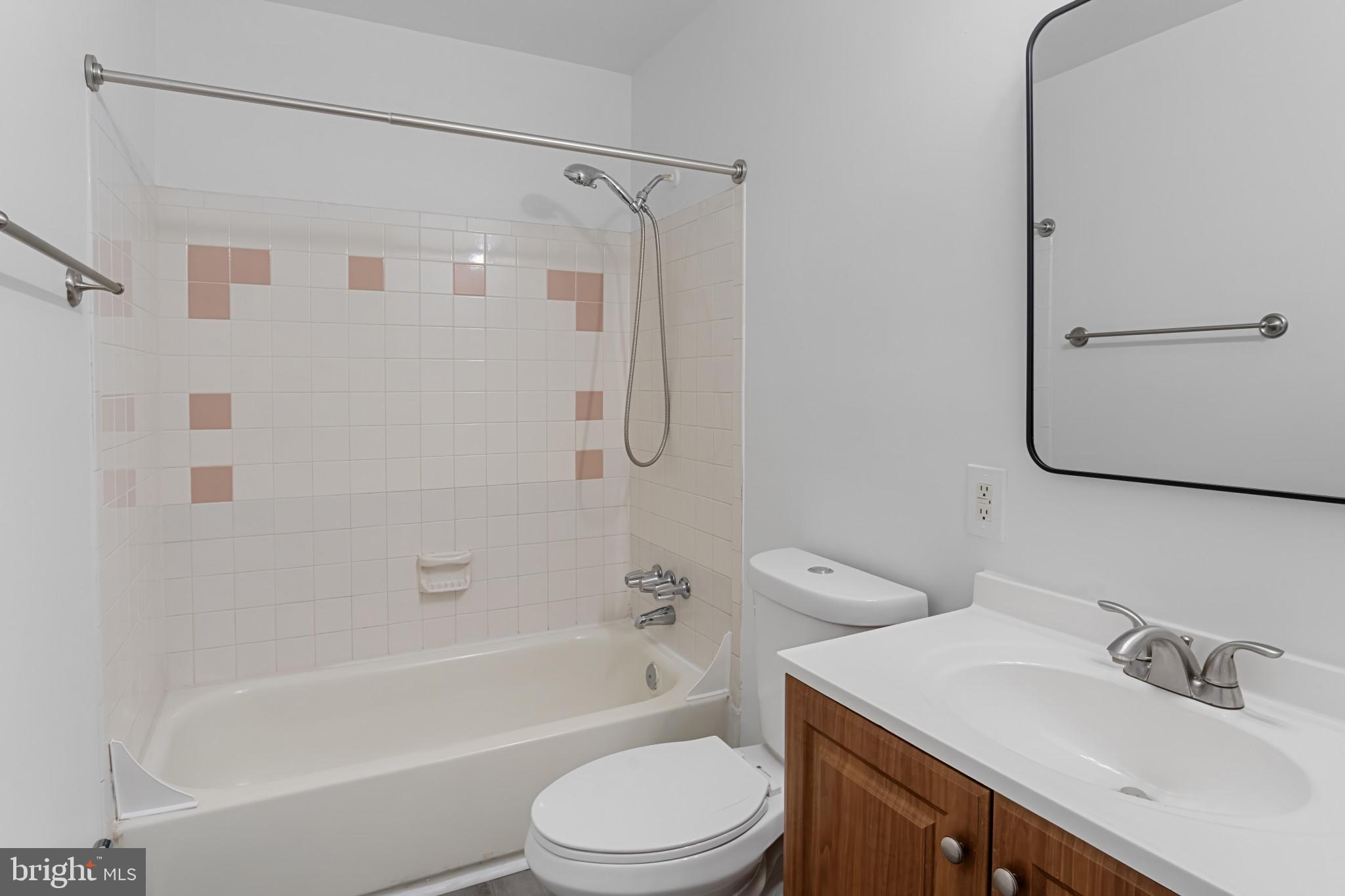 DALE CITY - Residential