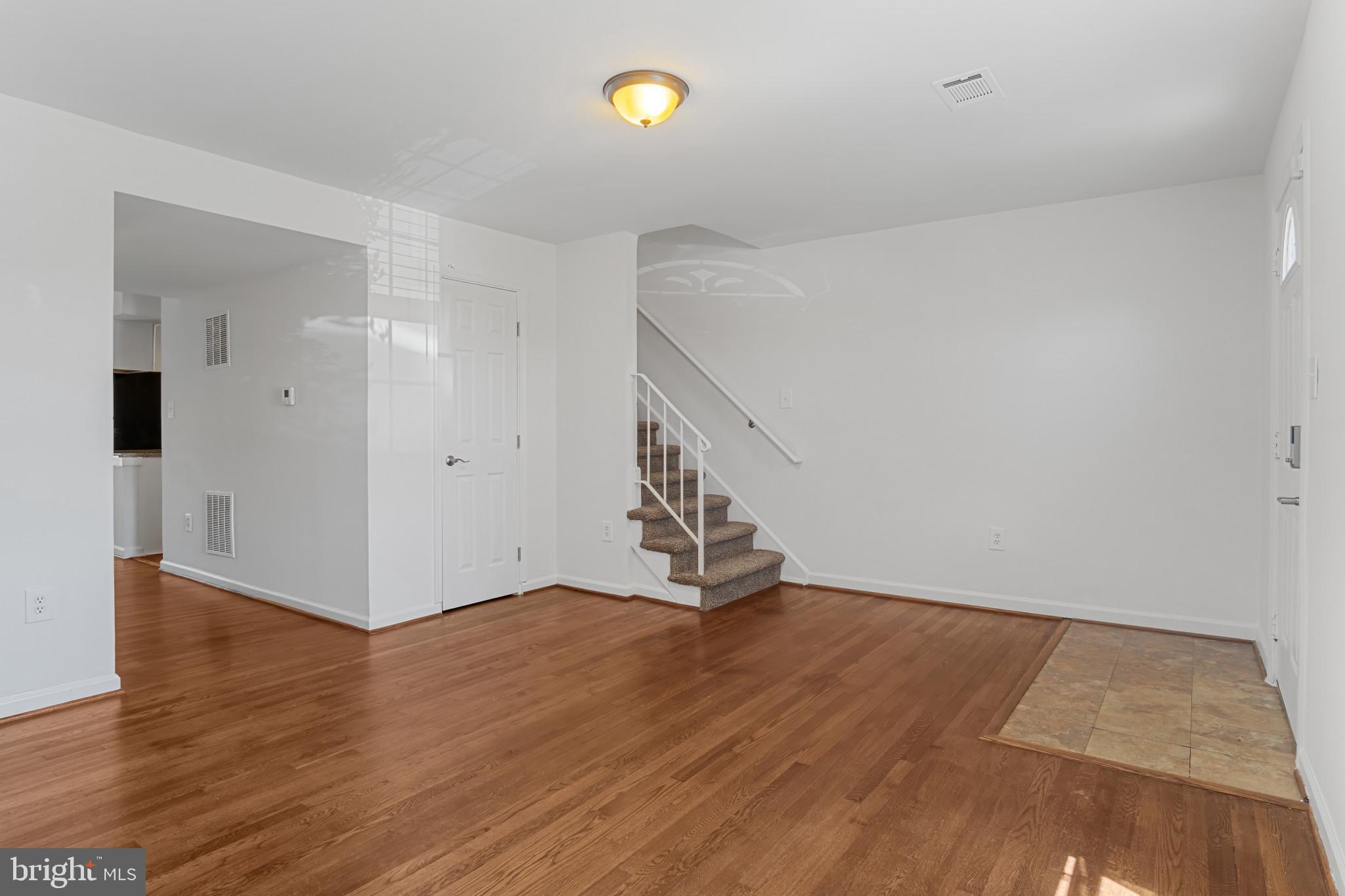 DALE CITY - Residential