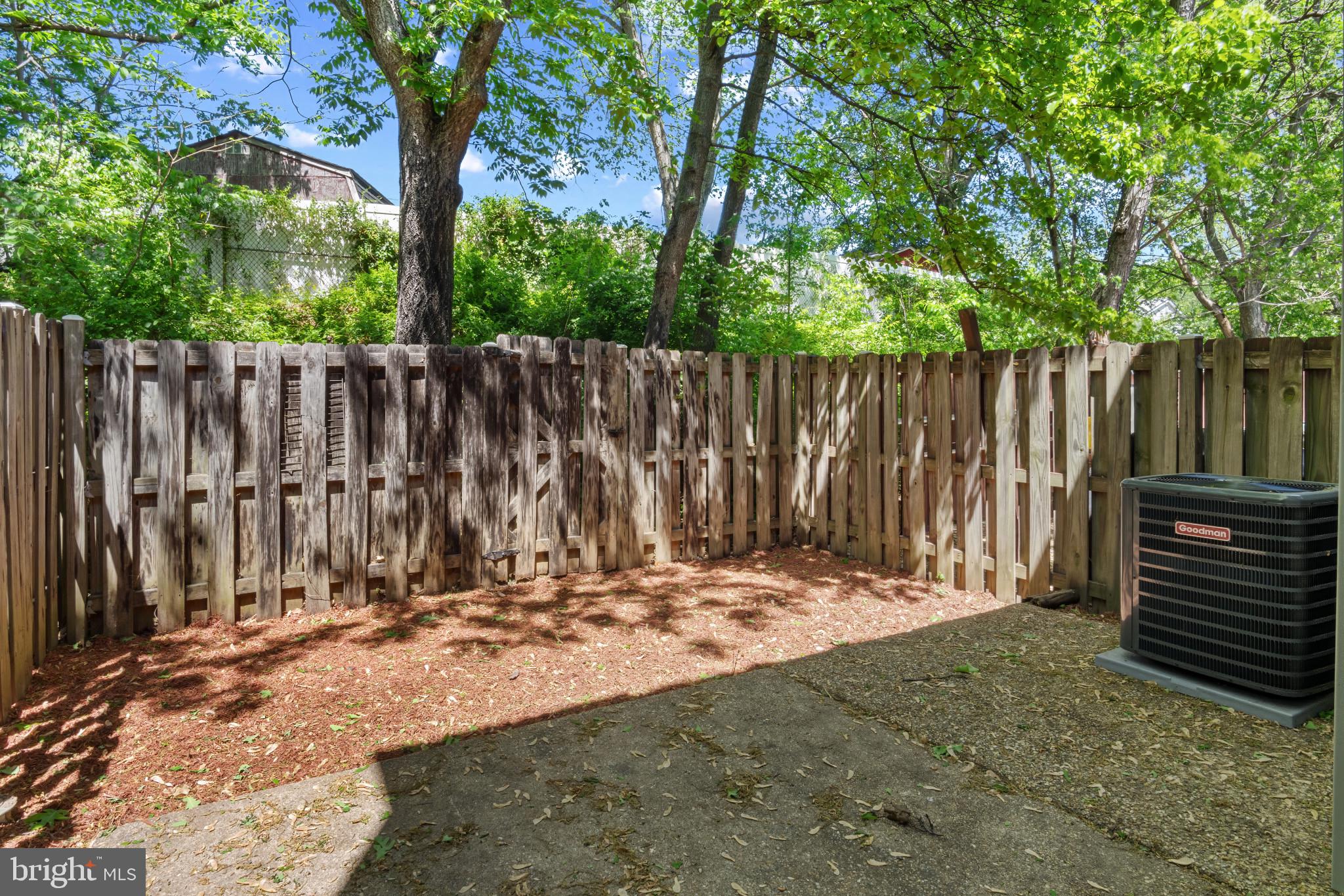 DALE CITY - Residential