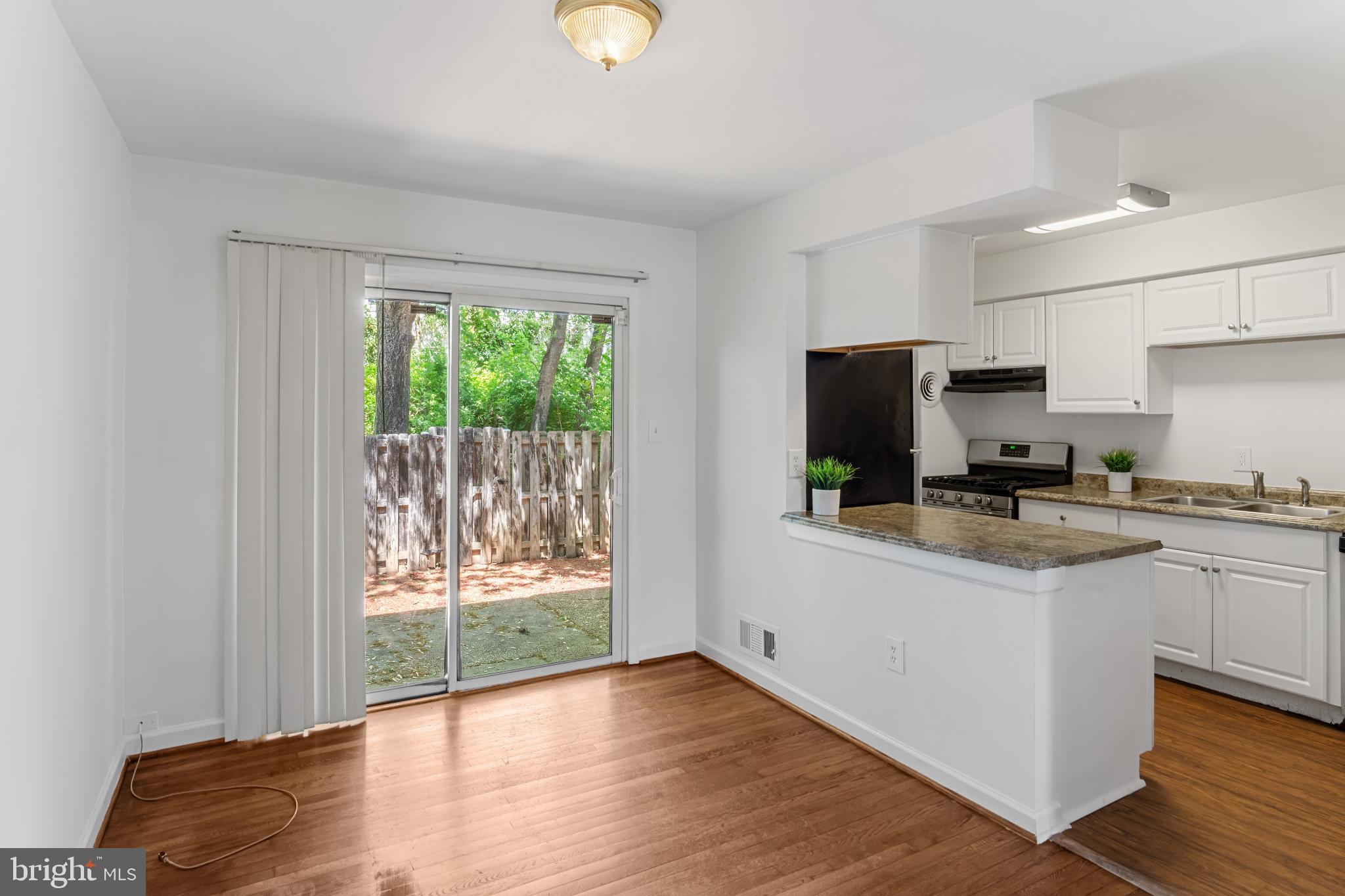 DALE CITY - Residential