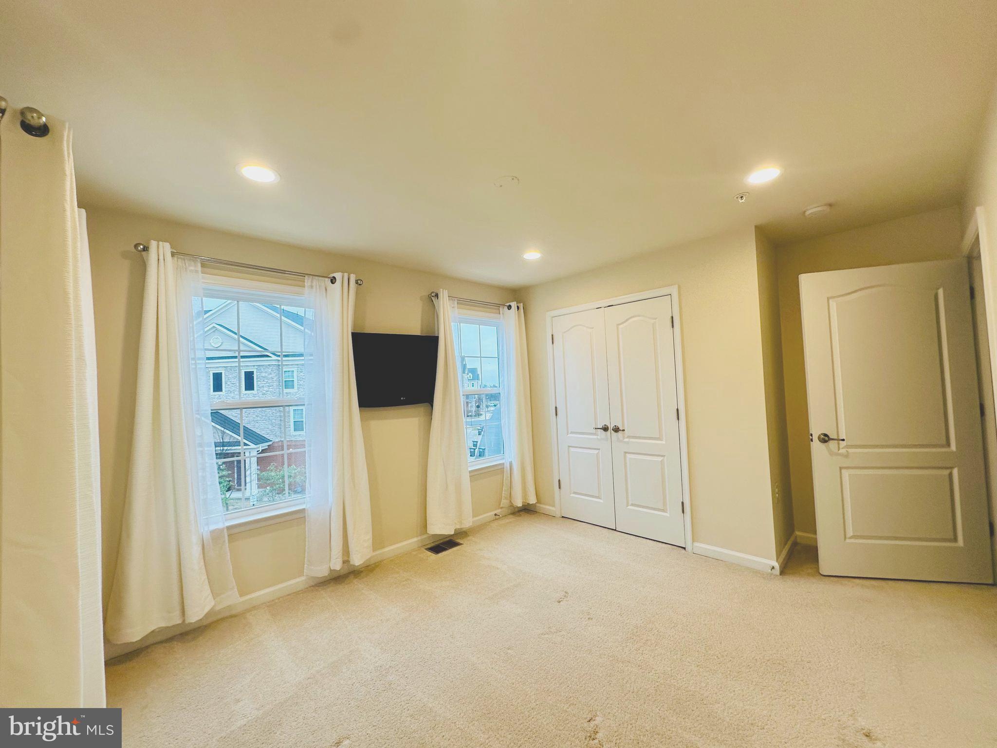 PRESERVE AT GOOSE CREEK - Residential