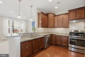 PRESERVE AT GOOSE CREEK - Residential