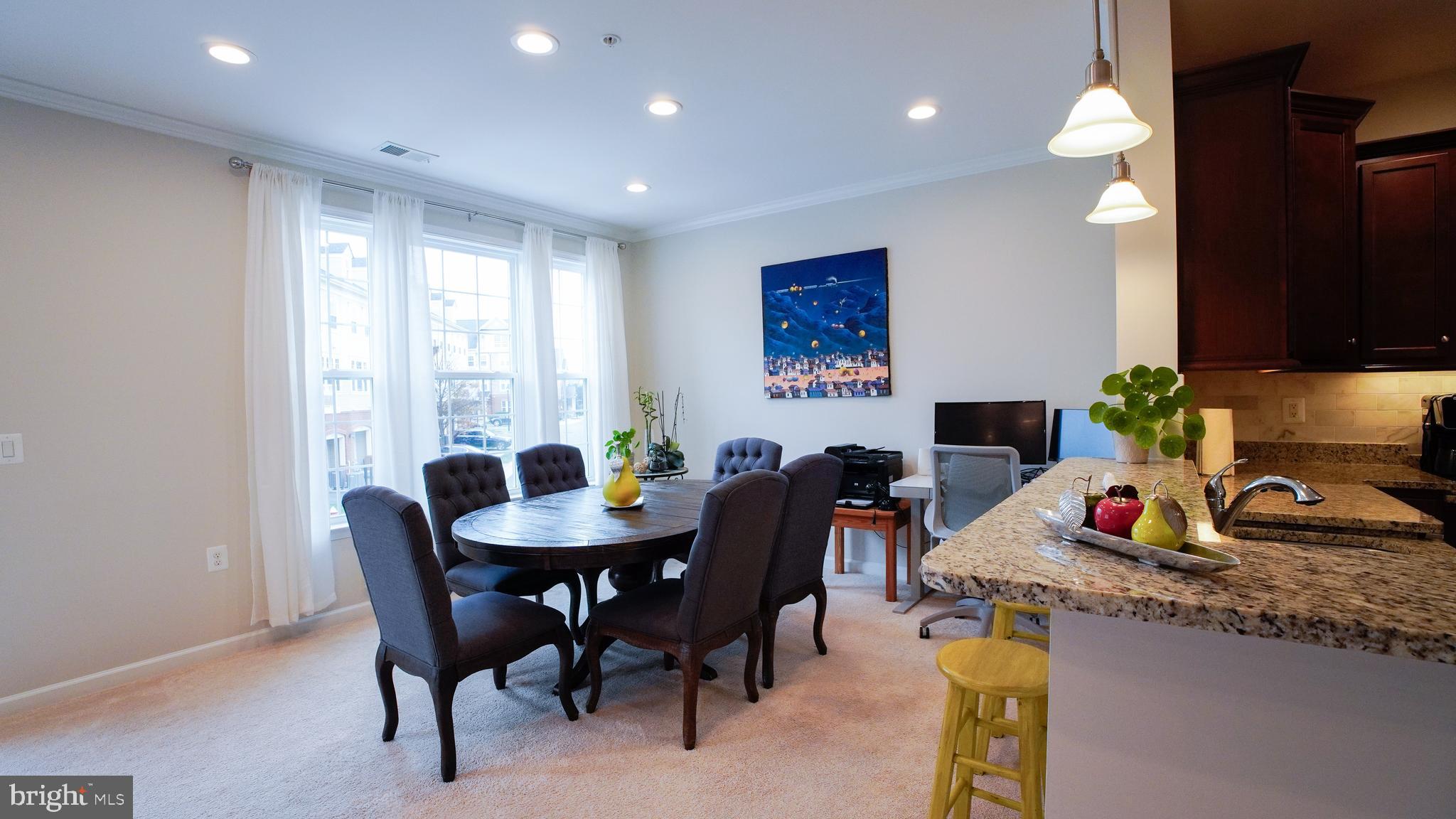 42577 SUNSET RIDGE SQUARE