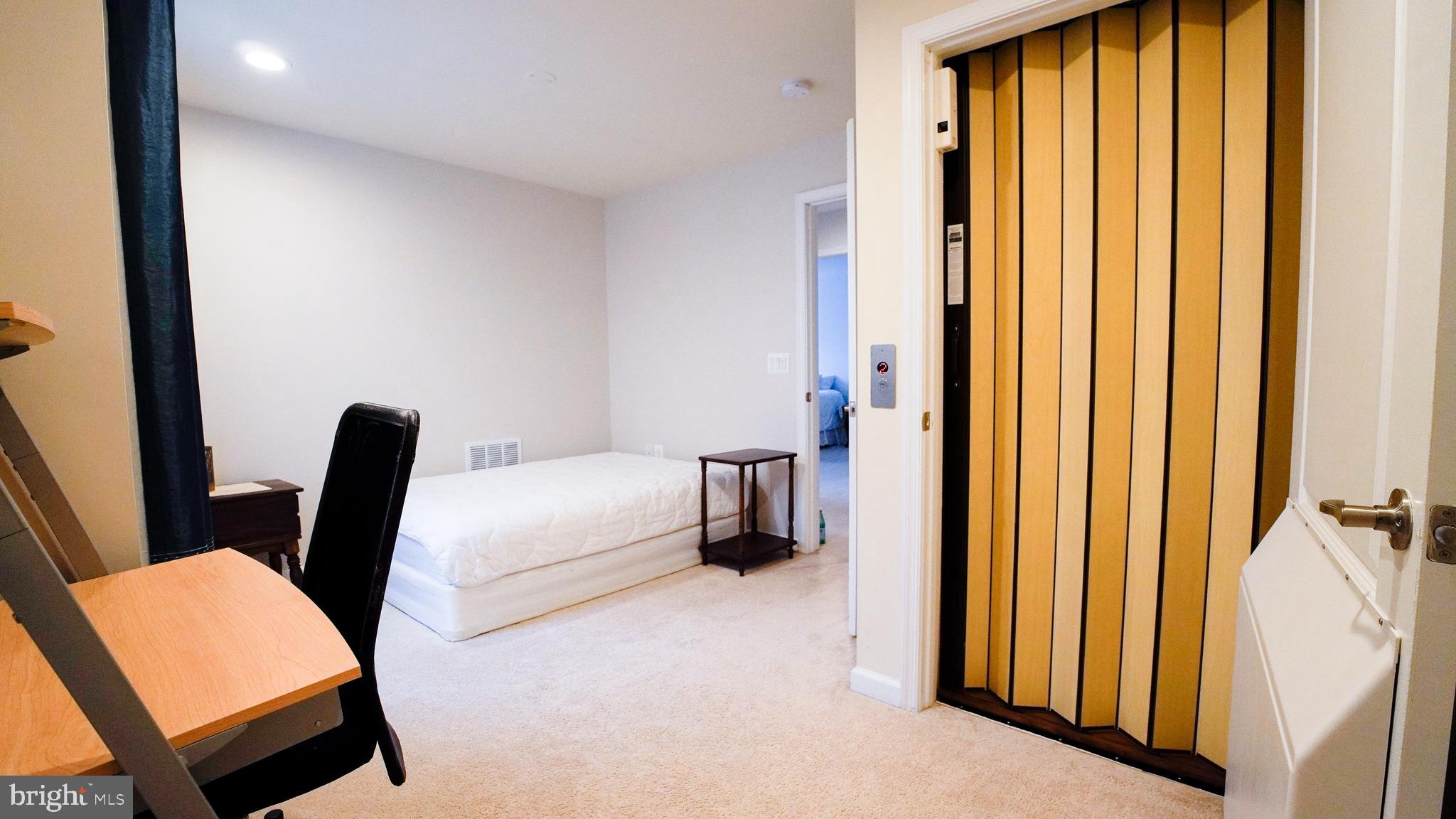 PRESERVE AT GOOSE CREEK - Residential