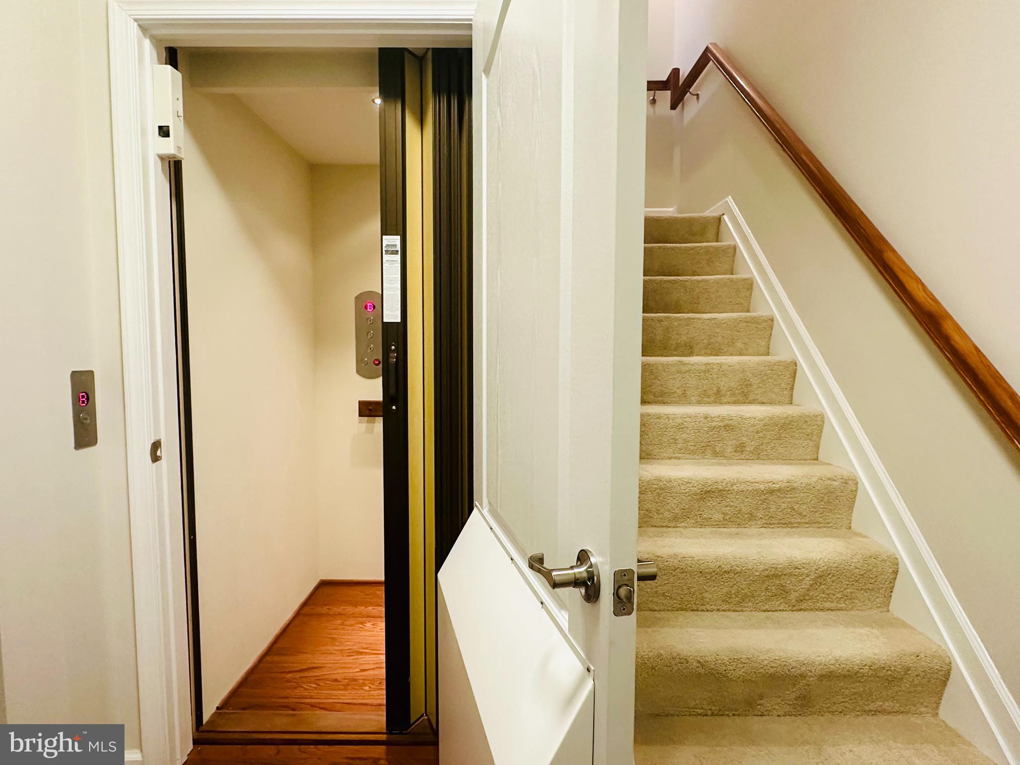 PRESERVE AT GOOSE CREEK - Residential