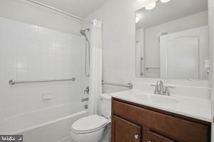 PRESERVE AT GOOSE CREEK - Residential