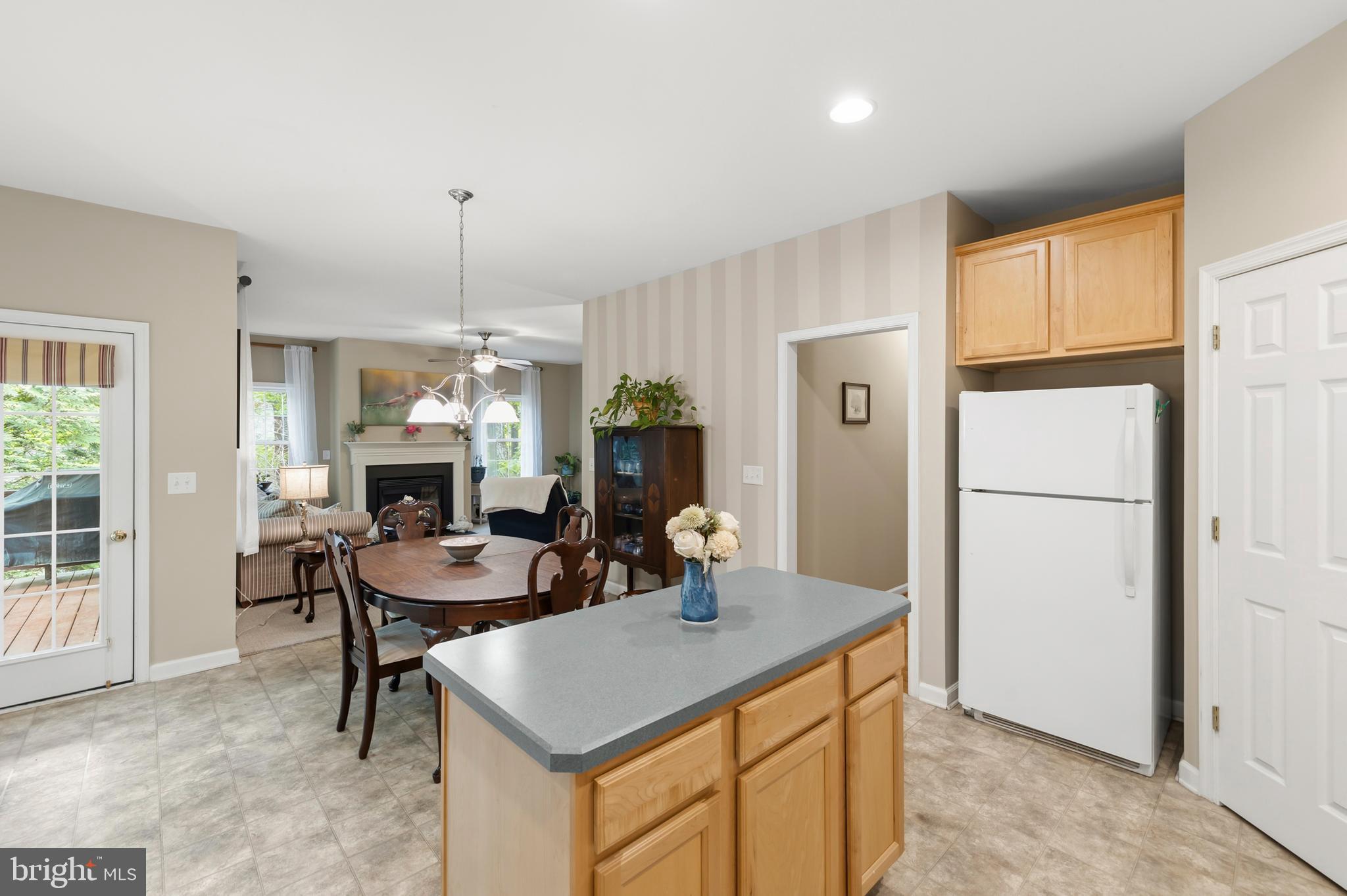 LAKE HOLIDAY ESTATES - Residential