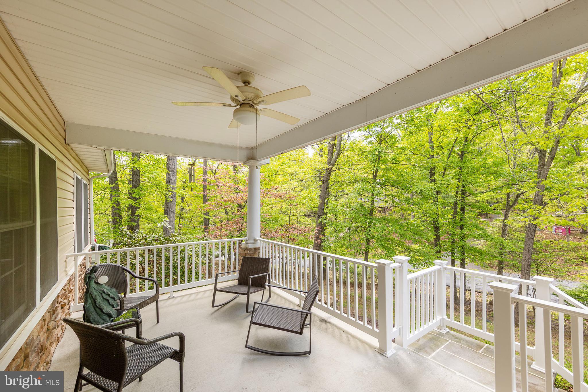LAKE HOLIDAY ESTATES - Residential