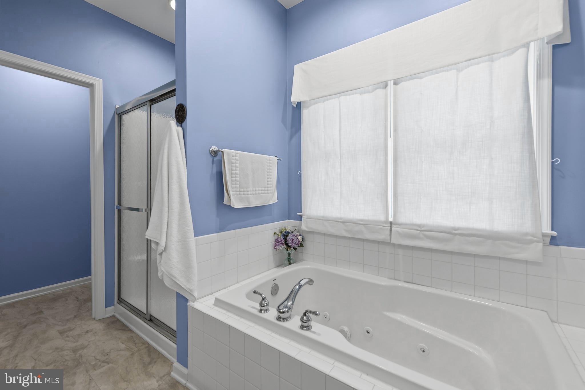 LAKE HOLIDAY ESTATES - Residential