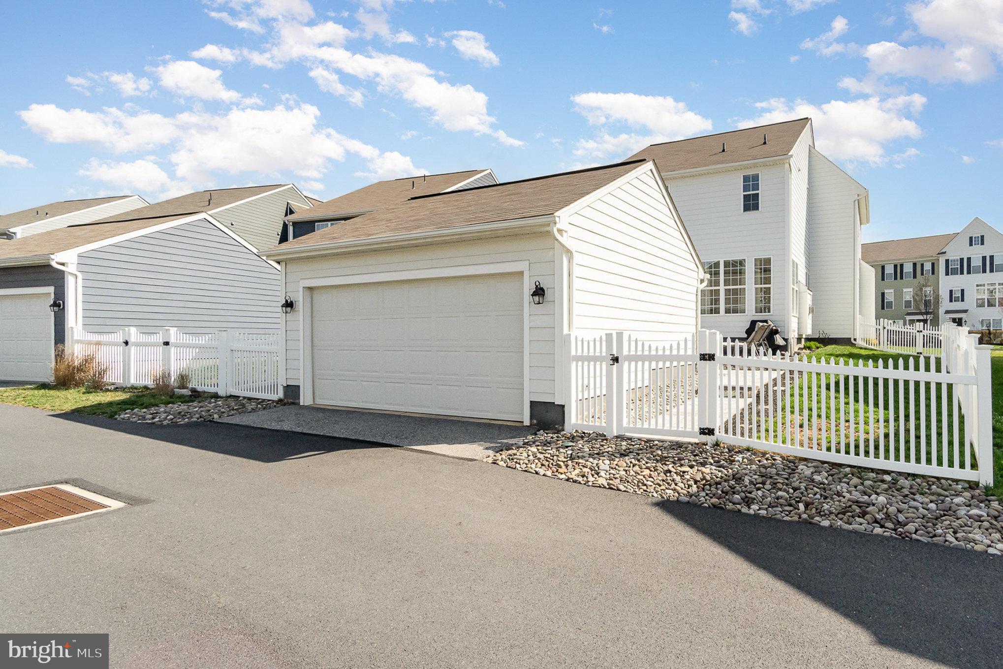 WALDEN - Residential