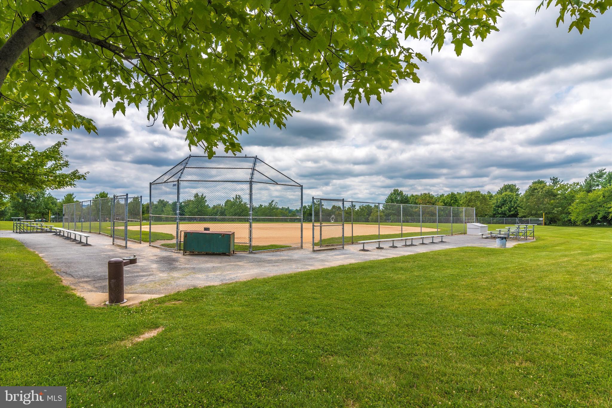 BROOKRIDGE SOUTH - Residential