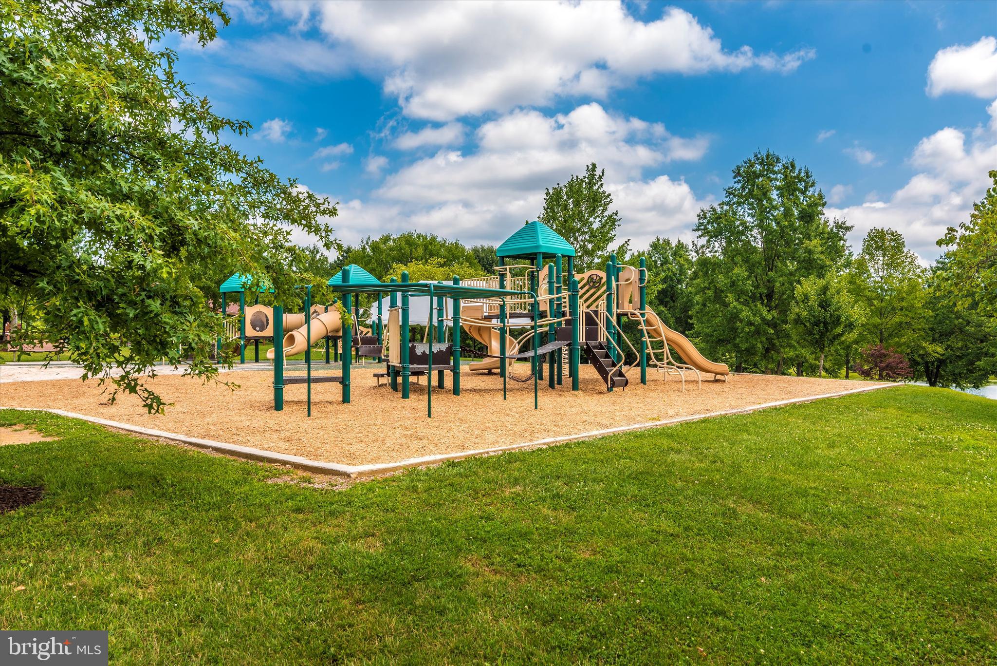 BROOKRIDGE SOUTH - Residential