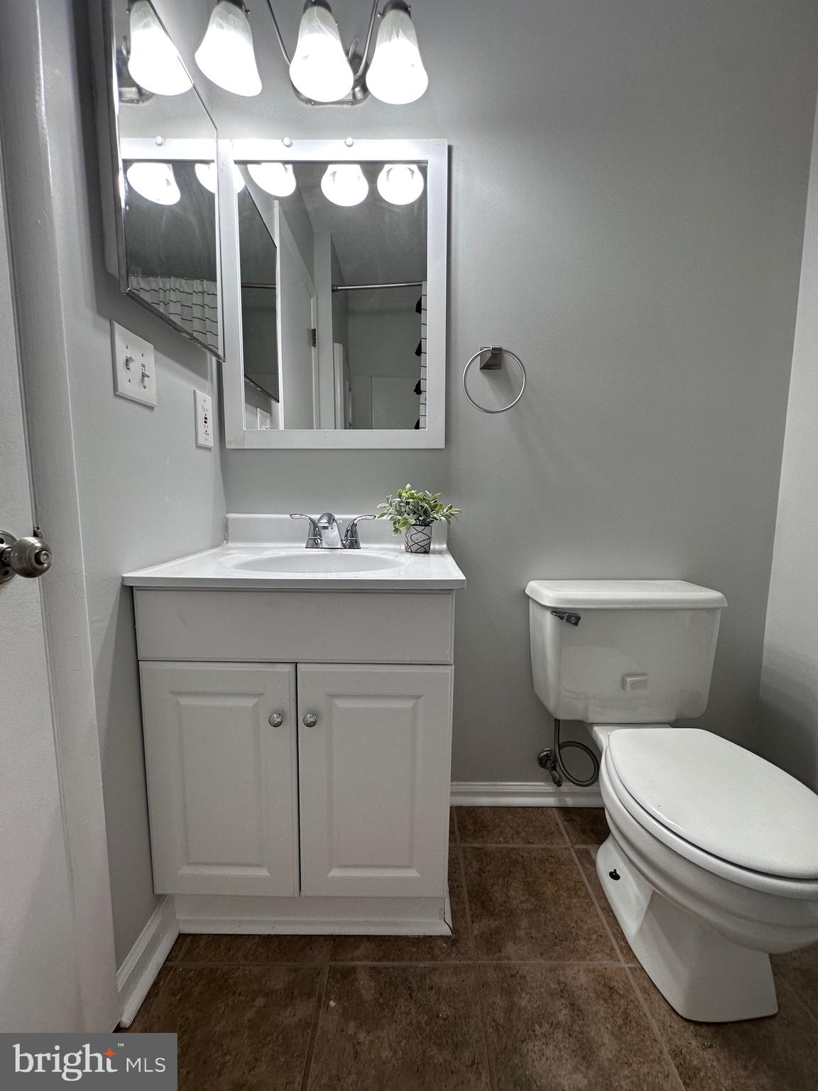 RESTON - Residential Lease