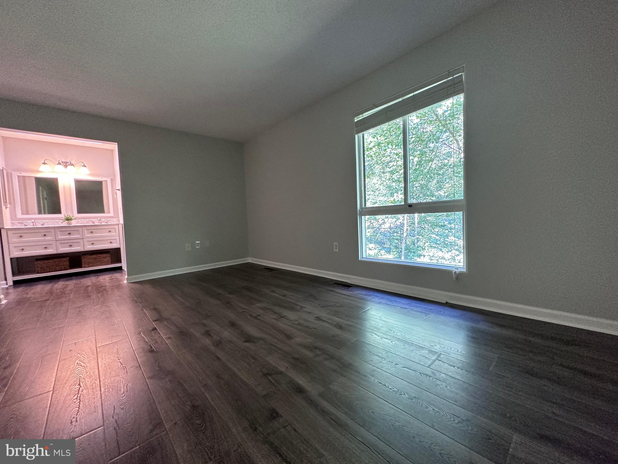 RESTON - Residential Lease