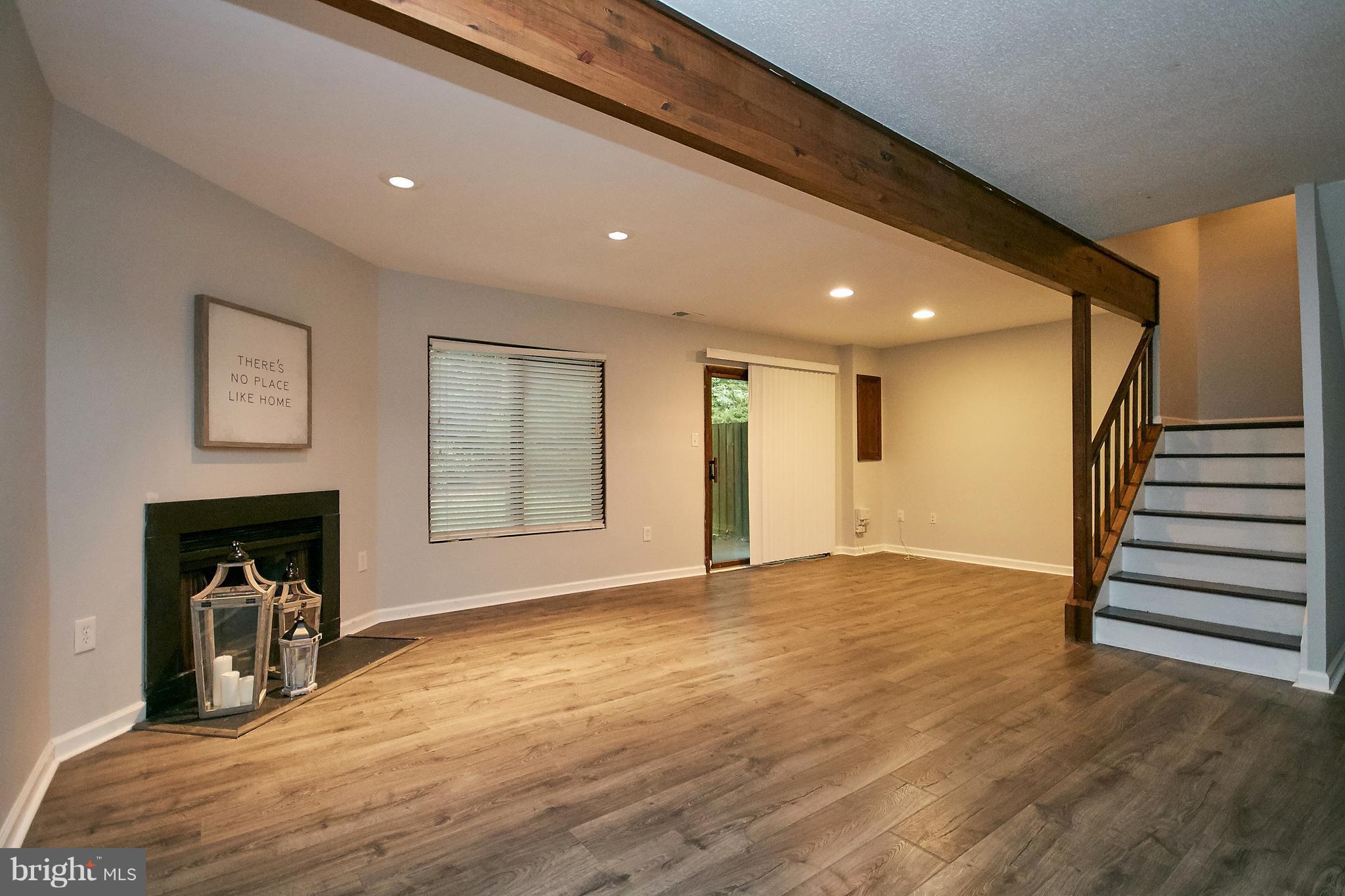 RESTON - Residential Lease