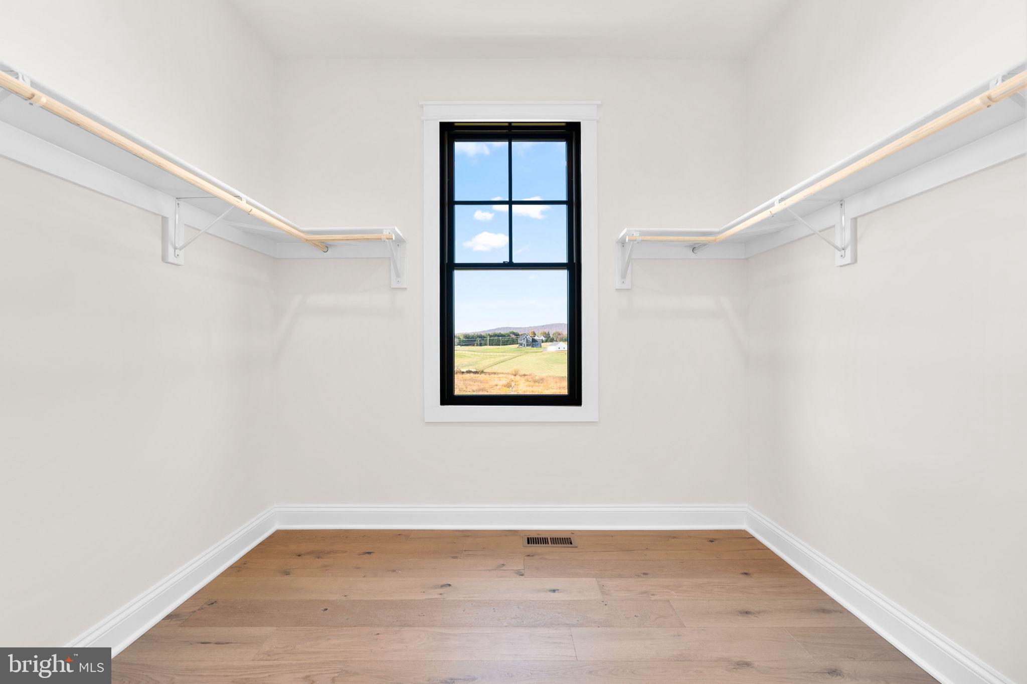 GLENMORE FARM - Residential