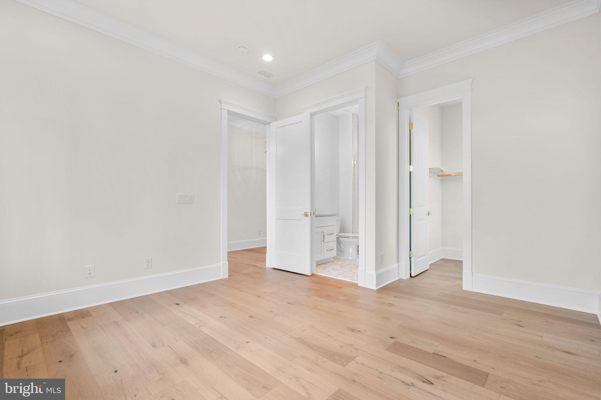 GLENMORE FARM - Residential