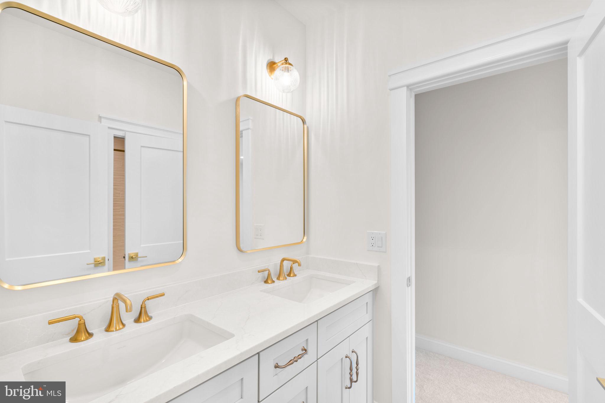 GLENMORE FARM - Residential