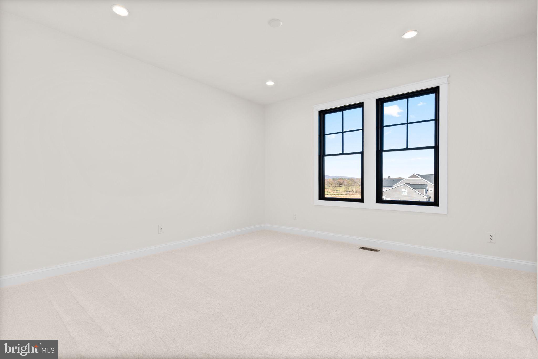 GLENMORE FARM - Residential