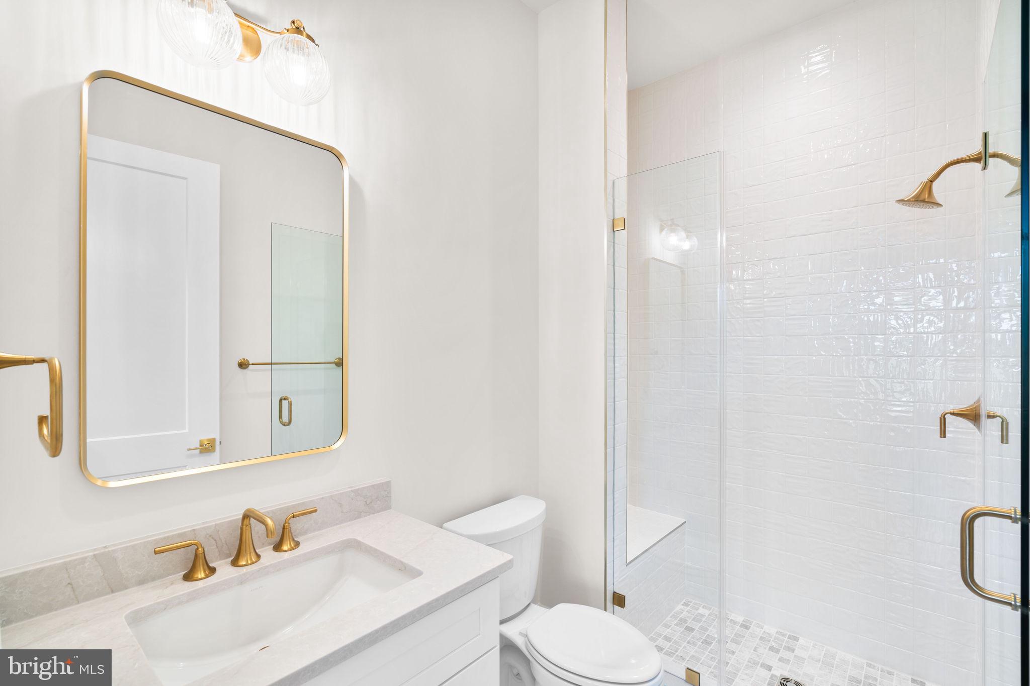 GLENMORE FARM - Residential