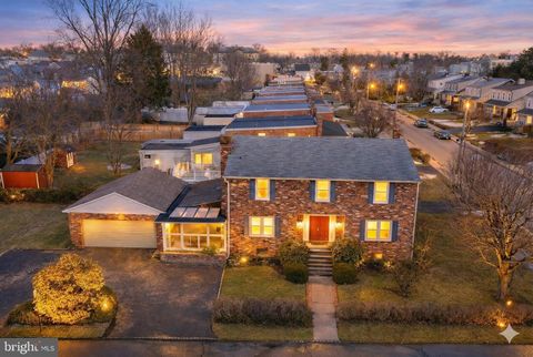 Photo of 856 Martin Avenue, BRYN MAWR, PA 19010 (MLS # PADE2107006)