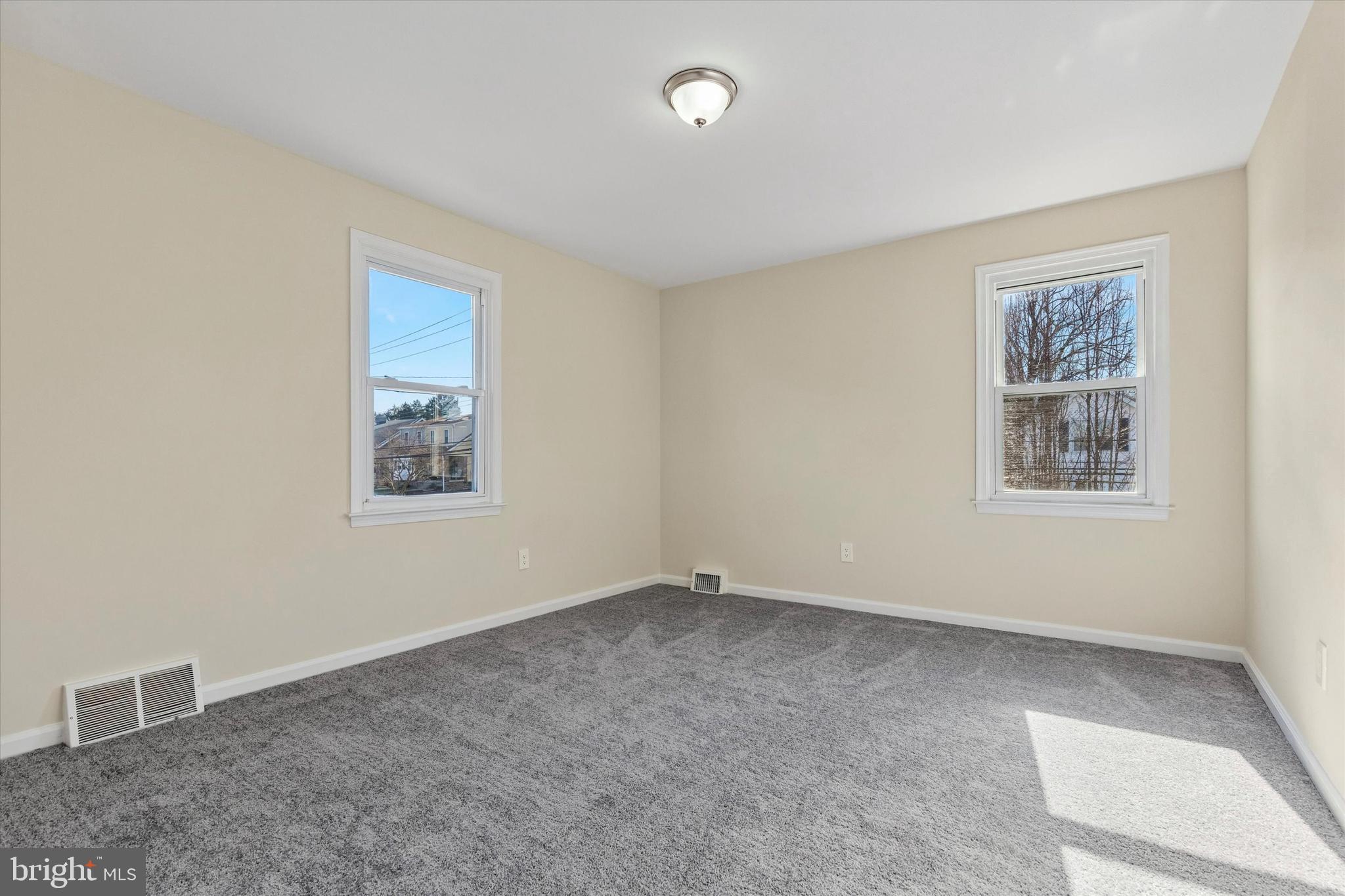 BRYN MAWR - Residential