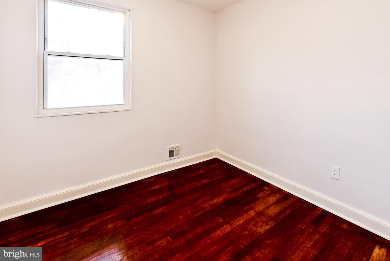 SOUTH CHEVERLY FOREST - Residential