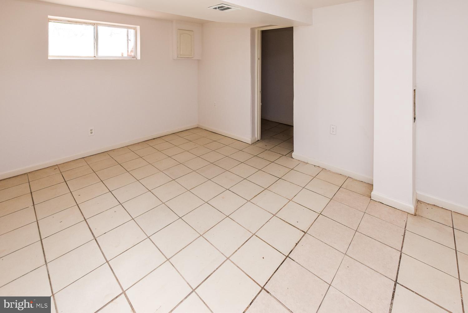 SOUTH CHEVERLY FOREST - Residential