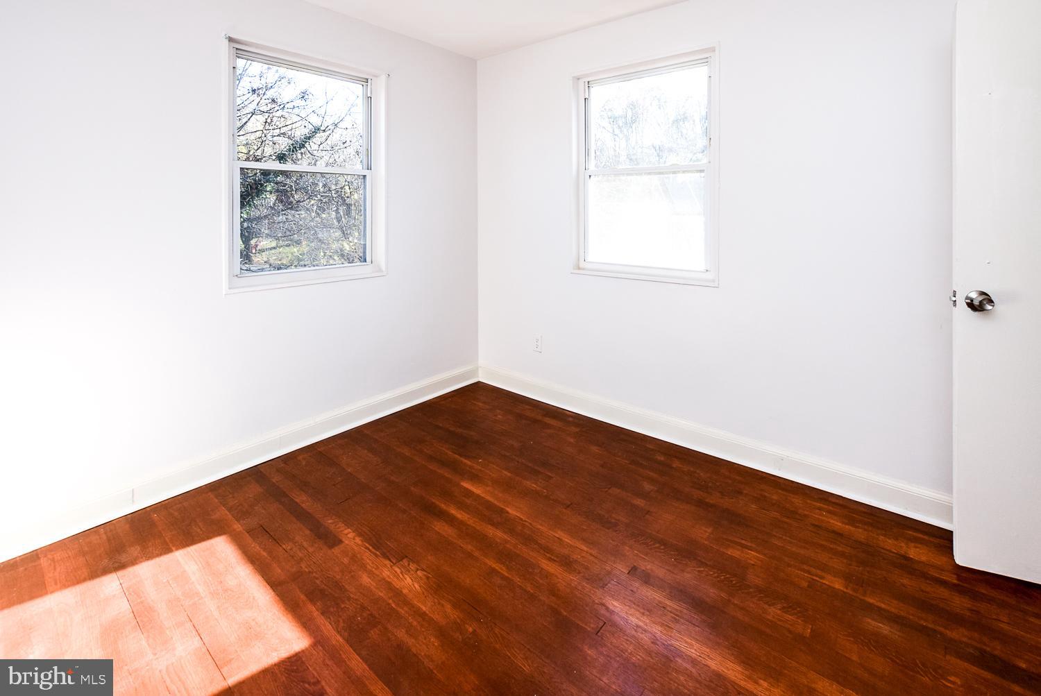 SOUTH CHEVERLY FOREST - Residential