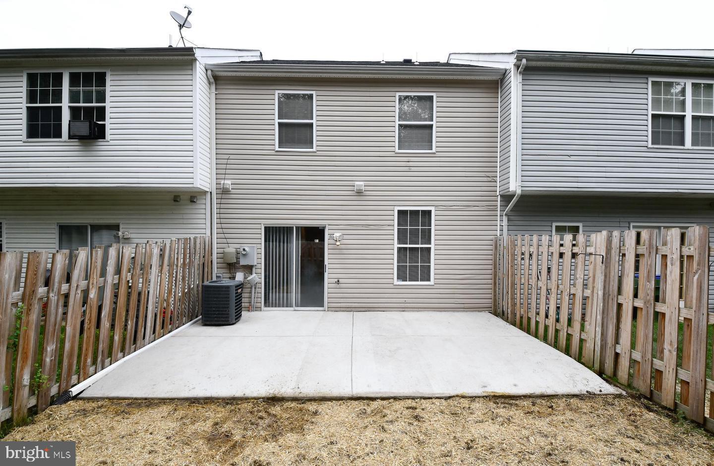 BROOKWOOD - Residential Lease