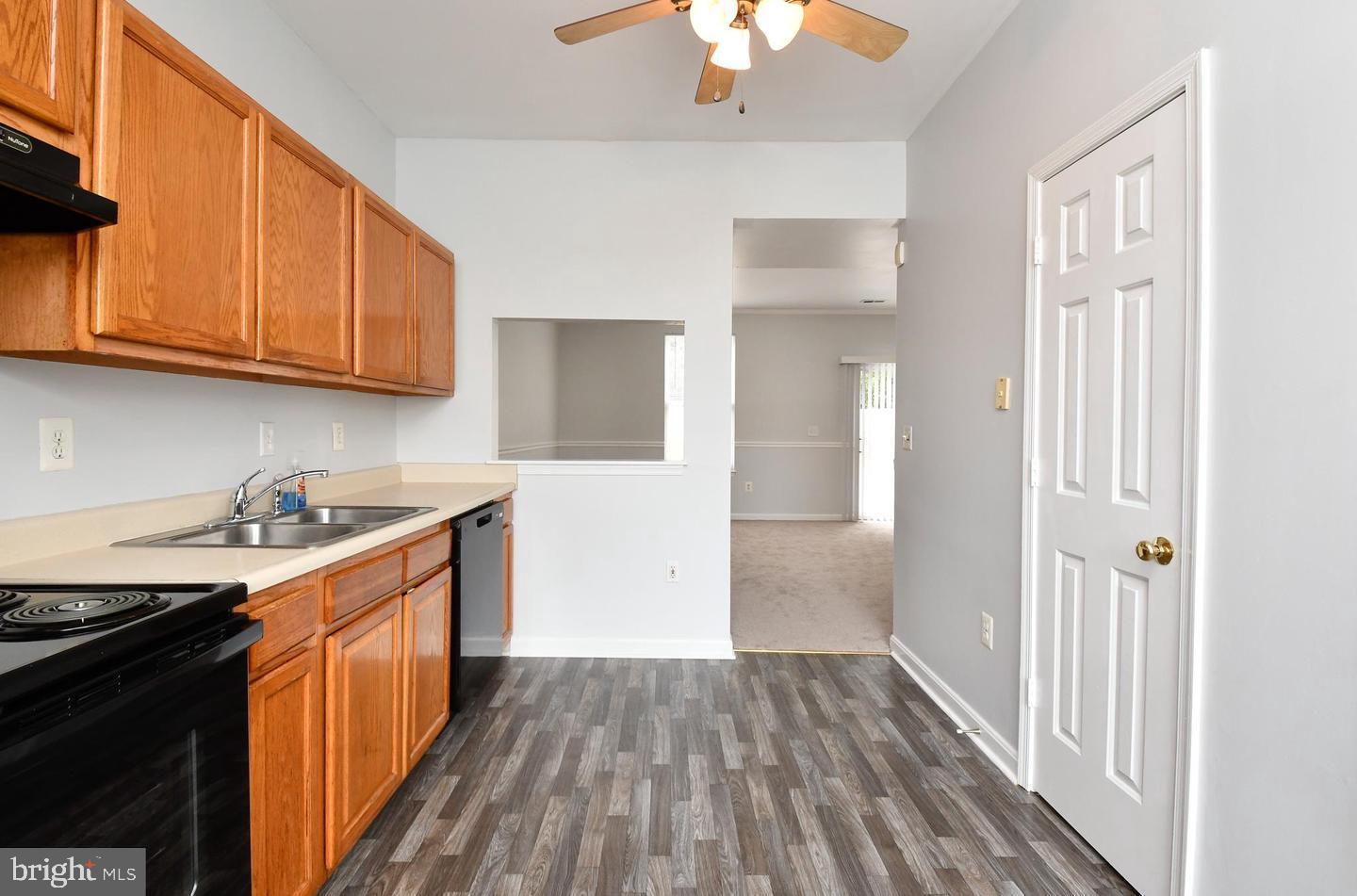 BROOKWOOD - Residential Lease